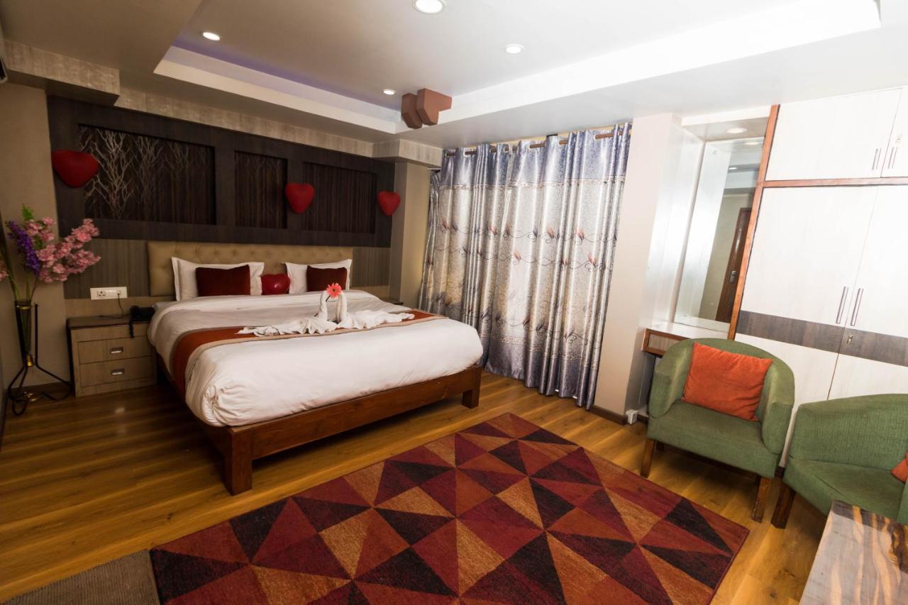 Hotel Marinha Катманду Екстер'єр фото